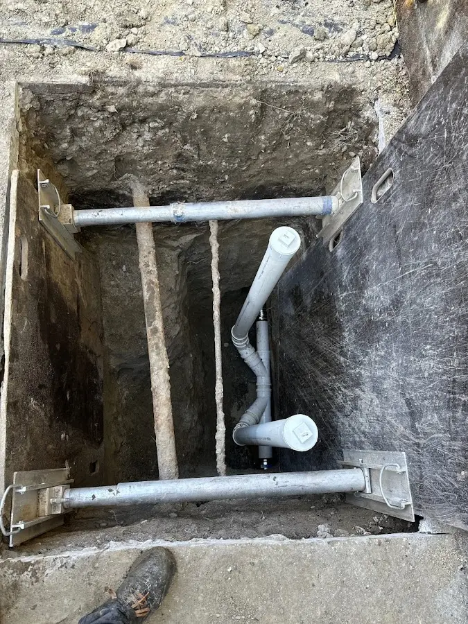Experienced plumber completing Gas Line Repair work in Goodview